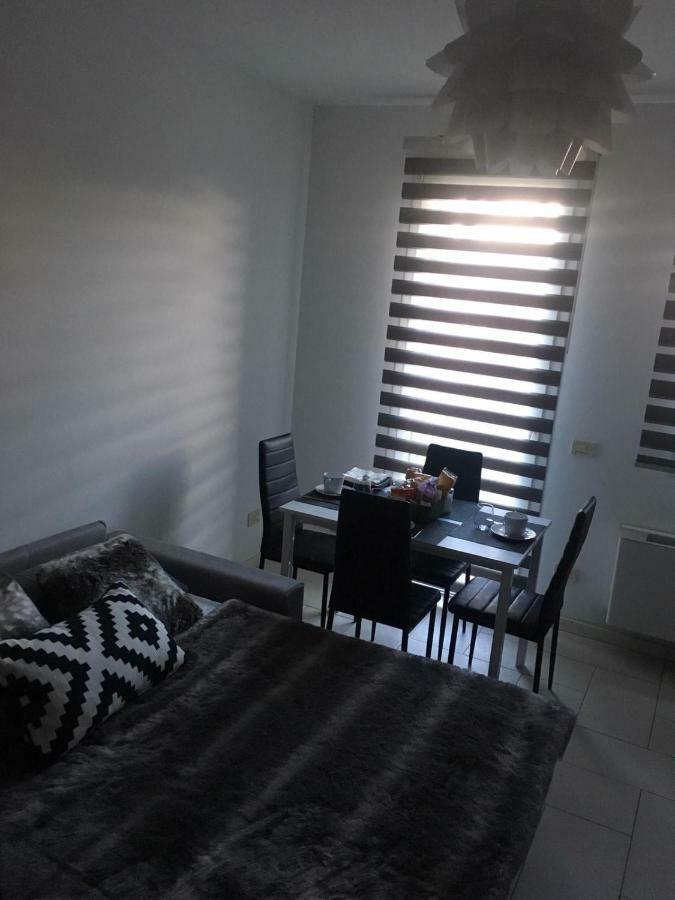My Home Apartment Mira Εξωτερικό φωτογραφία
